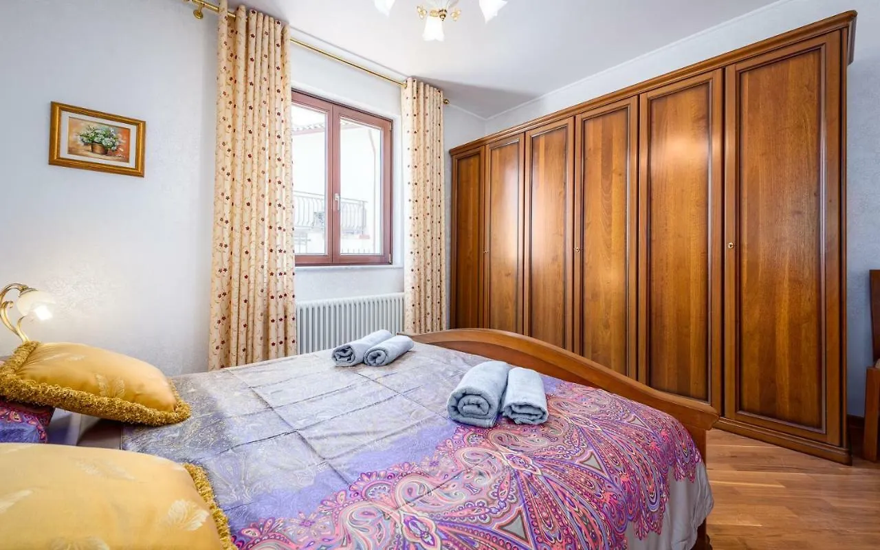Royal House With Apartment Umag Kroatien