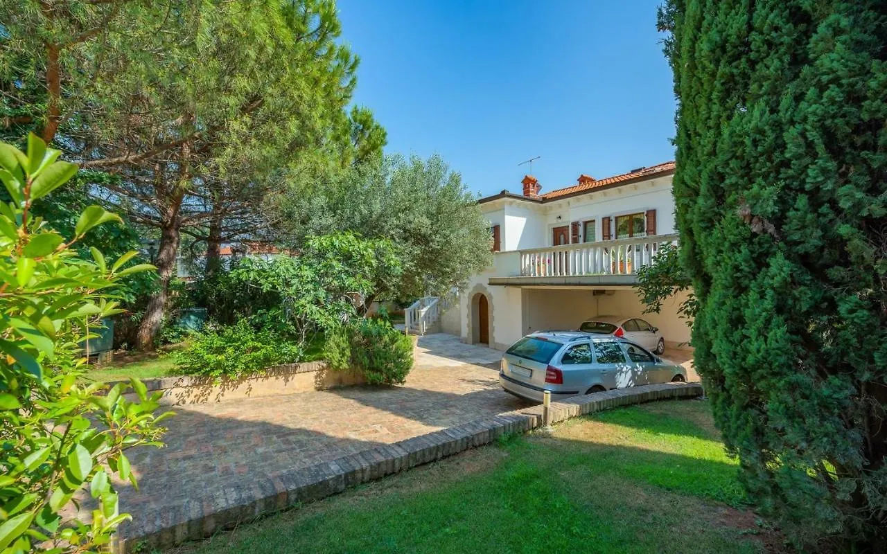 Royal House With Apartment Umag Kroatien